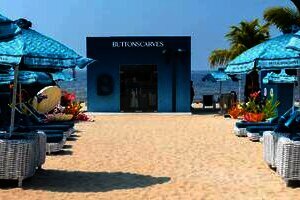 Buttonscarves Hadirkan Nuansa Deep Teal Lewat Tropical Paradise Takeover 2026 Bertema Bawah Laut