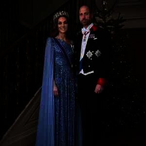 Perdana, Kate Middleton Kenakan Tiara Bersejarah Berhias 2.600 Berlian   