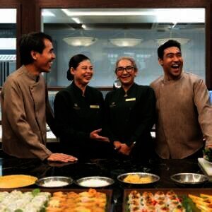 Lebih dari Sekadar Restoran, Uma Oma Heritage Usung Gerakan Sosial Pemberdayaan Lansia