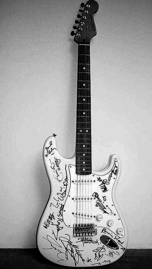Gitar termahal di dunia