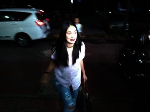 Luna Maya jenguk Jupe
