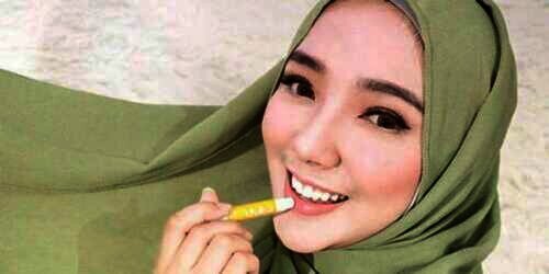 Ragam Manfaat dari Lipbalm Selain Lembabkan Bibir