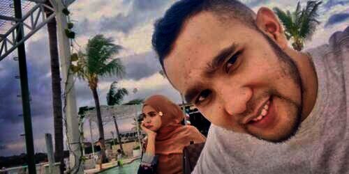 enji baskoro dan istri