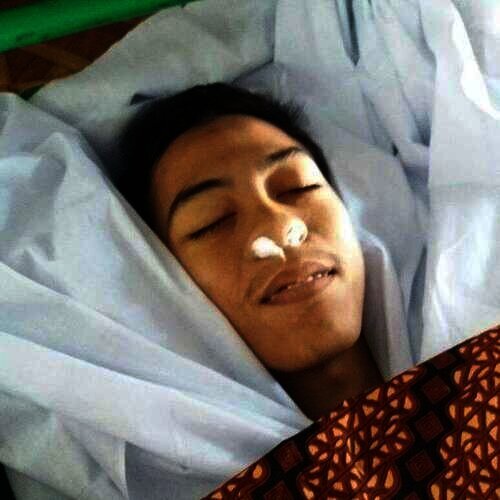 Meinggal Dengan Tersenyum