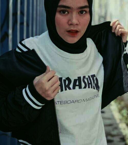 Sivia Azizah