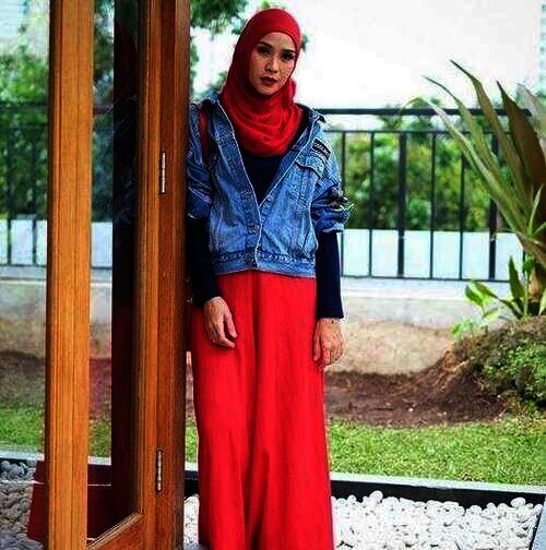 Zaskia Adya Mecca denim