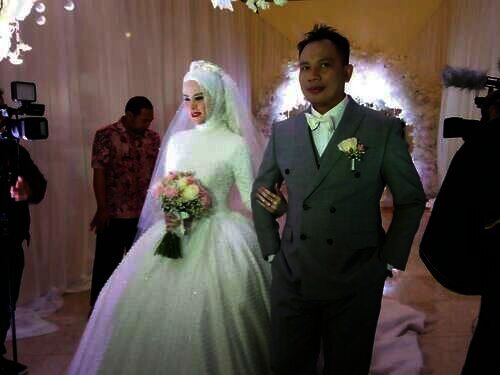 vicky dan angel lelga