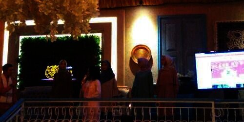 bisnis keluarga zaskia mecca