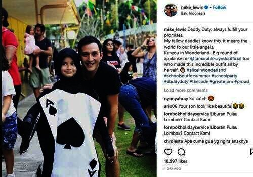 Mike lewis dan putranya