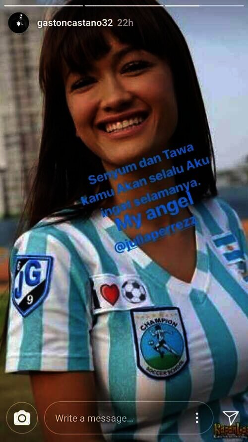 Gaston pajang foto Jupe Gaston pajang foto Jupe