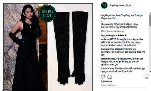 Sarung tangan Ayu Ting Ting