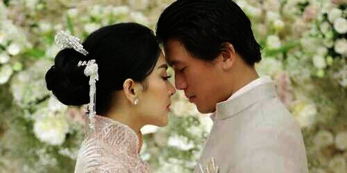 reino barack dan syahrini