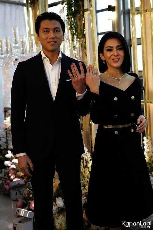 syahrini dan reino barack