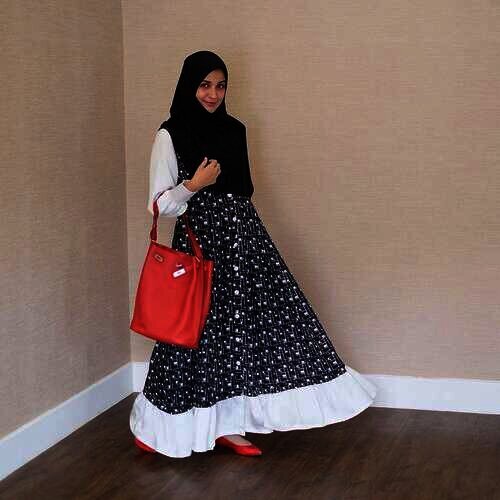 Shireen Sungkar