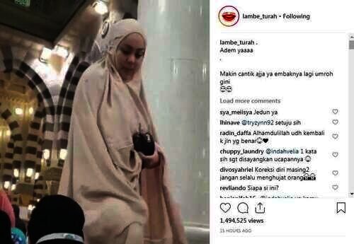 Jennifer Dunn tepergok sedang umroh.