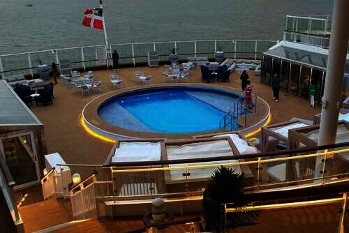 Kapal Explorer Dream Kapal Explorer Dream