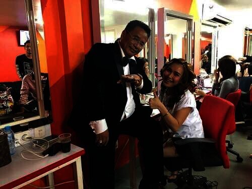 ayu dan hotman paris
