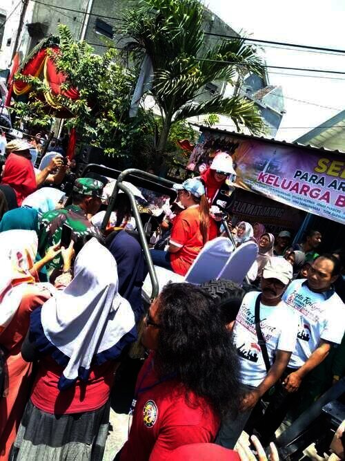 Nia Daniaty mengalami kecelakaan (Foto:Istimewa)