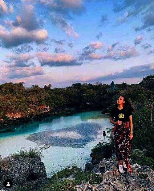 Nadine Candrawinata
