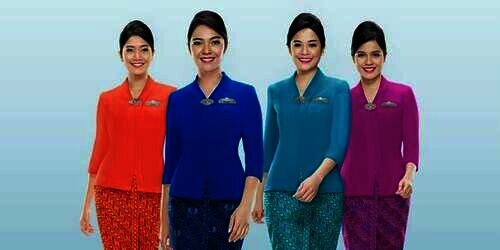 Di Balik Warna Seragam Pramugari Garuda Indonesia