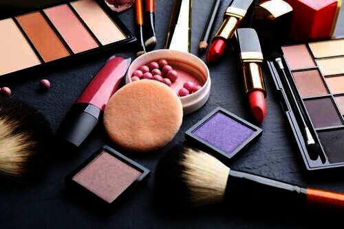 Alat makeup