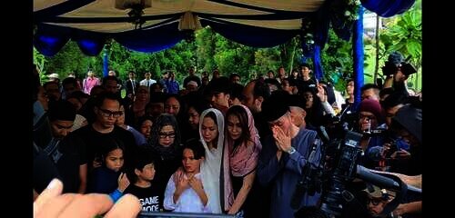 bcl tiba di makam
