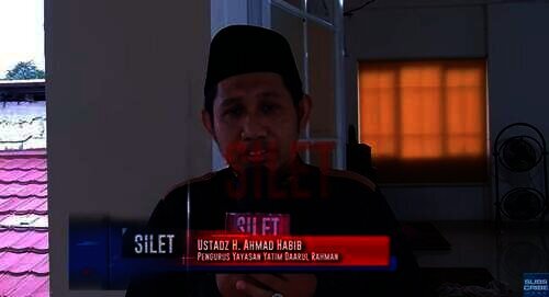 ustaz ahmad yang memandikan jenazah ashraf