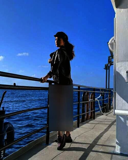 Anya geraldine