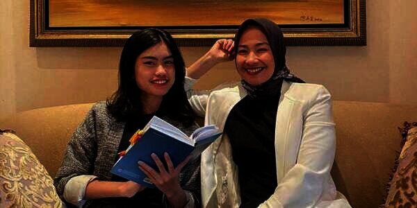 Cantik dan Berprestasi! Intip 5 Potret Putri Alya Rohali yang Diterima ...