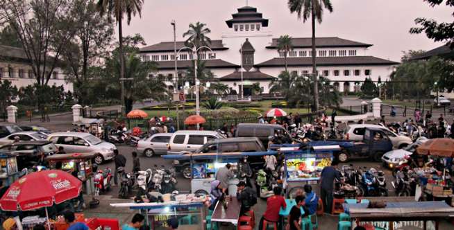 Bazaar `Dadakan`