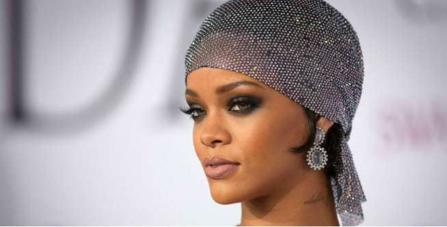 Rihanna (Penyanyi)
