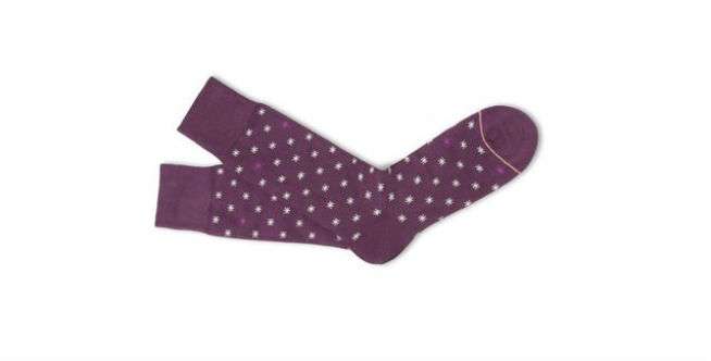 4. Kaos Kaki