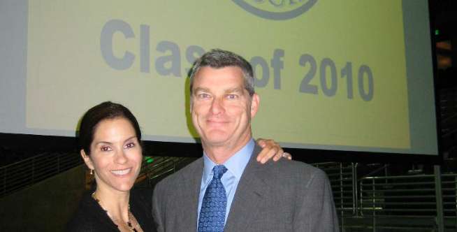 Jami Gertz dan Anthony Ressler