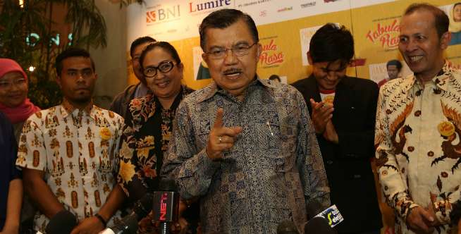 Diprotes Istri