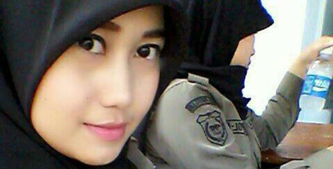 Tertantang Jadi Satpol PP