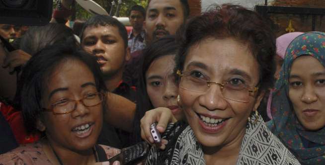 `Jangan Panggil Saya Bu Menteri`