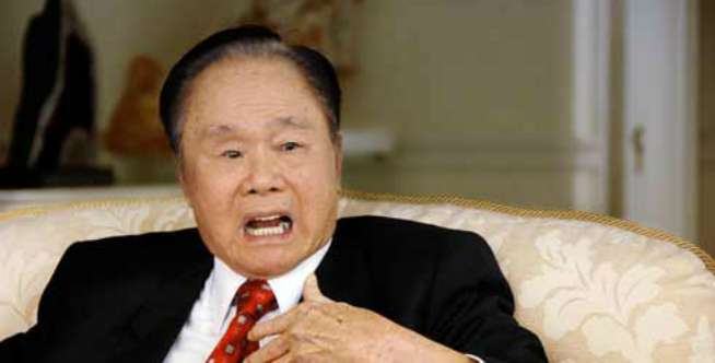 4. Eka Tjipta Widjaja