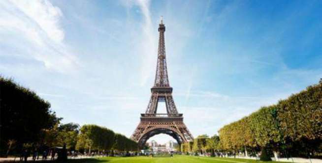 4. Paris, Perancis