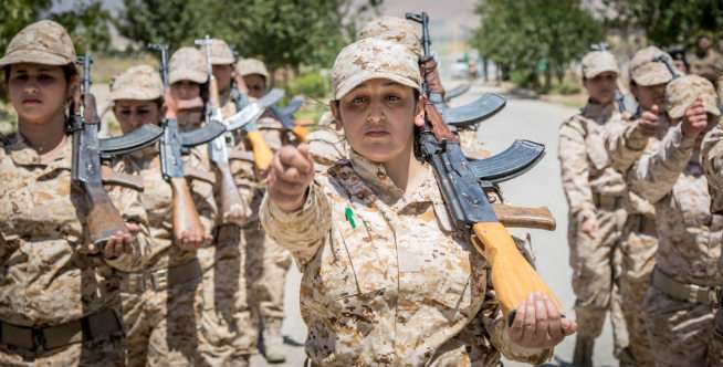 2. Pejuang Perempuan Peshmerga