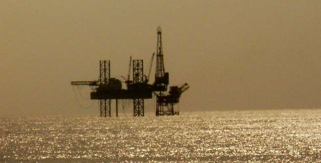 6. Meledaknya Pengeboran Minyak Piper Alpha