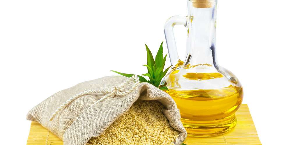 2. Hartawan tertarik bisnis farmasi dan kesehatan