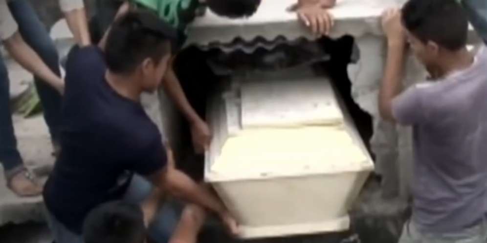Sehari Usai Dimakamkan, Ibu Hamil Teriak dari Dalam Peti Mati