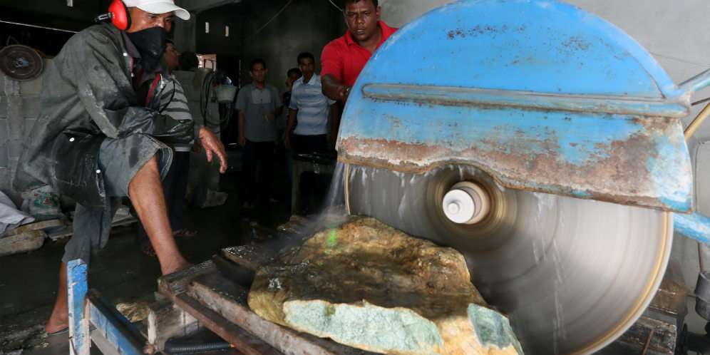 Batu Giok Aceh `Guncang` Google