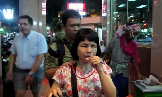 Suara Merdu Pengamen Buta Malioboro