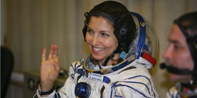 Astronot Muslim Penjelajah Antariksa