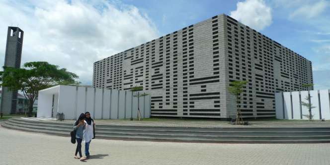 Keindahan Masjid Rancangan Ridwan Kamil