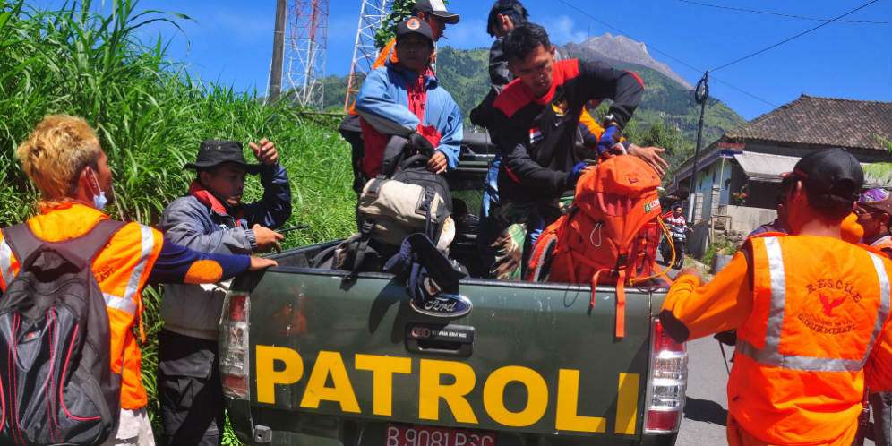 Lahar, Anggota Tim SAR Pengangkat Jasad Eri dari Kawah Merapi