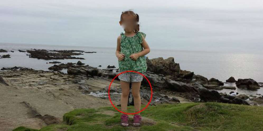 Geger Hantu Prajurit Samurai di Foto Bocah Cilik