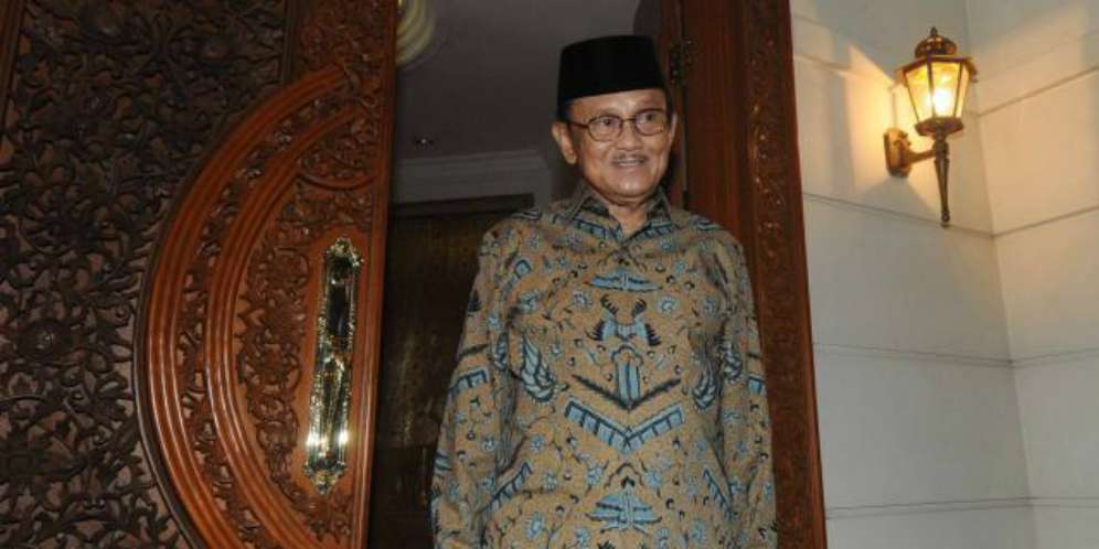 BJ Habibie Jadi Tim Penasehat Bank Pembangunan Islam