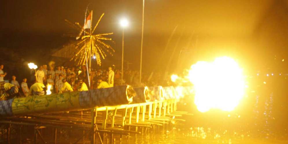 Persandingan Tradisi dan Modernitas